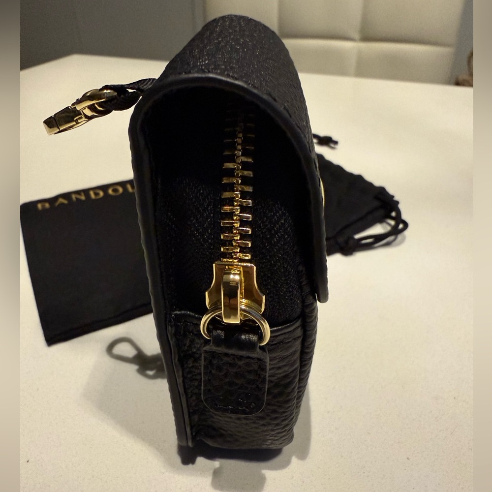 Bandolier Add-on Magnet Zipper Pouch - Picture 3 of 8